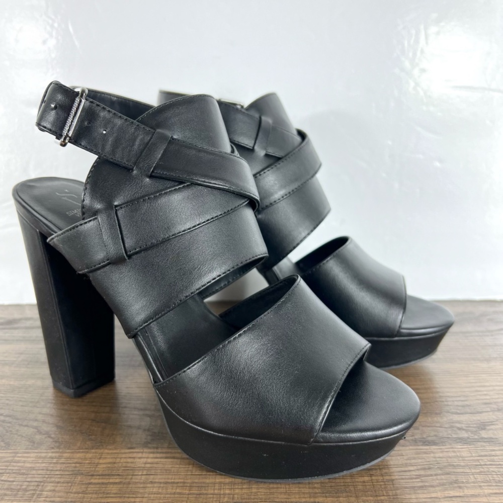 Simply Vera Wang Platform Heels "San Diego"